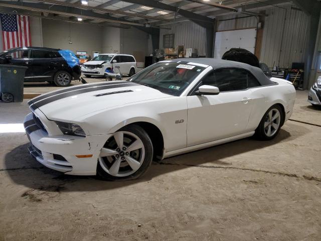 1ZVBP8FF0D5218041 - 2013 FORD MUSTANG GT WHITE photo 1