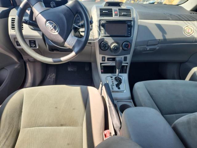 5YFBU4EE4DP079385 - 2013 TOYOTA COROLLA BASE Rouge photo 8