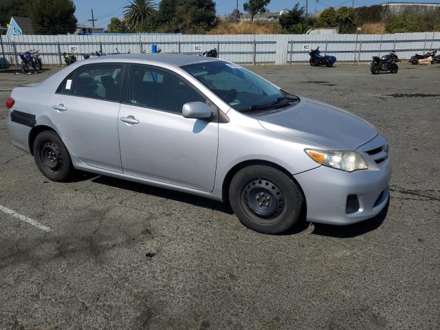 2T1BU4EE2CC808479 - 2012 TOYOTA COROLLA BASE 银色 照片 4