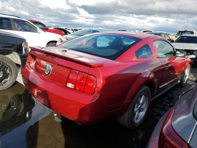 1ZVHT80N485174363 - 2008 FORD MUSTANG RED photo 3