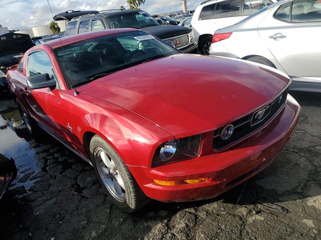 1ZVHT80N485174363 - 2008 FORD MUSTANG RED photo 4