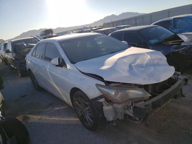 4T1BF1FK3HU767265 - 2017 TOYOTA CAMRY LE WHITE photo 4