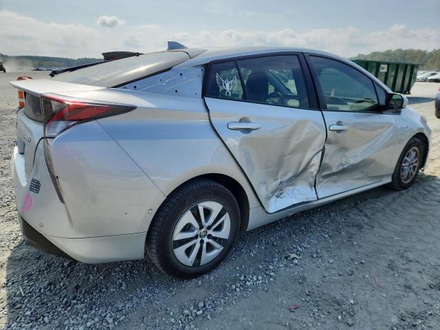 JTDKARFU4J3552685 - 2018 TOYOTA PRIUS Silber Foto 3