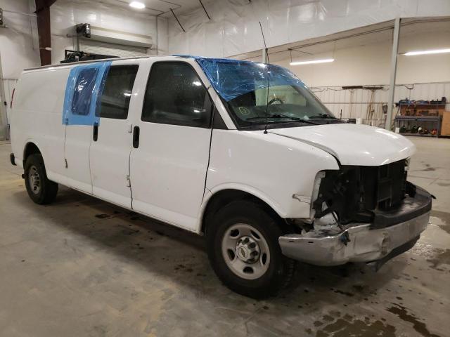 1GCGG29V771253275 - 2007 CHEVROLET EXPRESS G2 WHITE photo 4