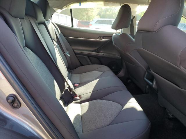 4T1R11BK3NU049147 - 2022 TOYOTA CAMRY LE GRAY photo 10