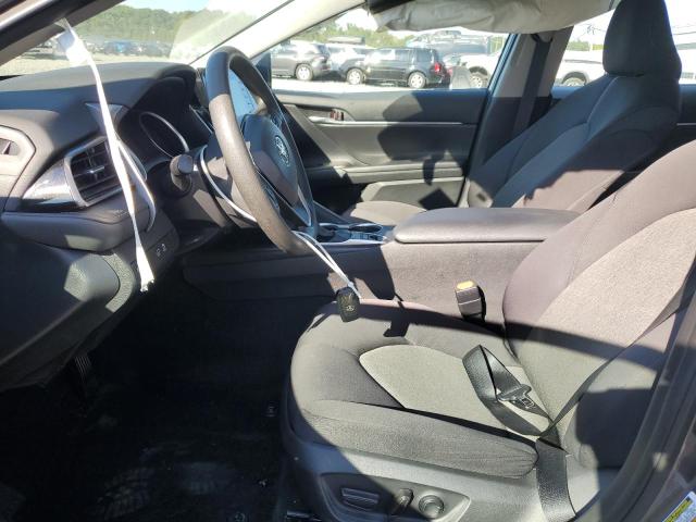 4T1R11BK3NU049147 - 2022 TOYOTA CAMRY LE GRAY photo 7