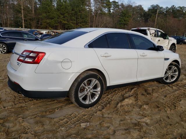 1FAHP2H89HG127035 - 2017 FORD TAURUS SEL WHITE photo 3