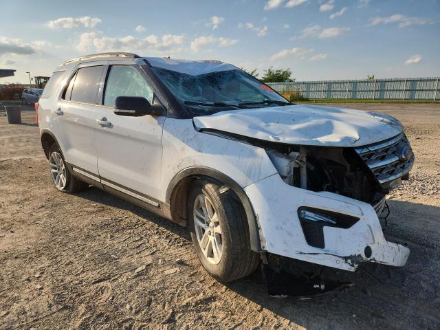 1FM5K8D82JGB06646 - 2018 FORD EXPLORER XLT WHITE photo 4