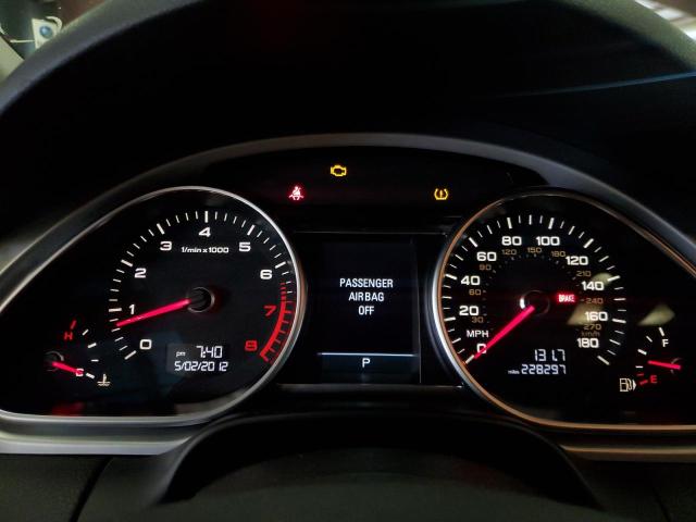 WA1LGAFE7CD001381 - 2012 AUDI Q7 PREMIUM PLUS Srebrny zdjęcie 9