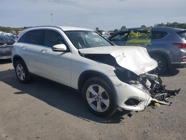 WDC0G4KB3JV097467 - 2018 MERCEDES-BENZ GLC 300 4MATIC WHITE photo 4