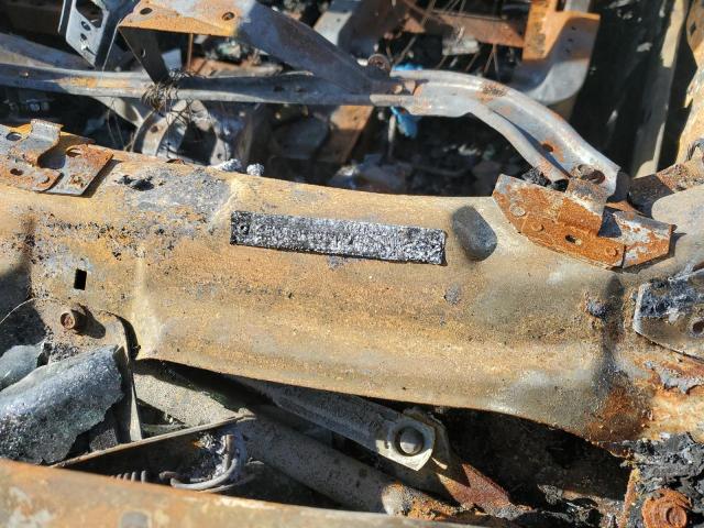 1GCHK24UX7E104580 - 2007 CHEVROLET SILVERADO K2500 HEAVY DUTY RED photo 13