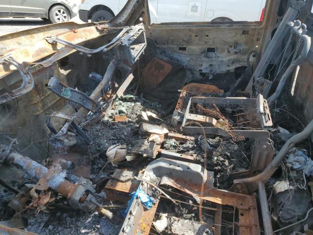 1GCHK24UX7E104580 - 2007 CHEVROLET SILVERADO K2500 HEAVY DUTY RED photo 7