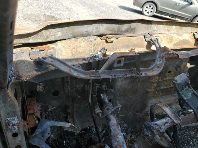 1GCHK24UX7E104580 - 2007 CHEVROLET SILVERADO K2500 HEAVY DUTY RED photo 9