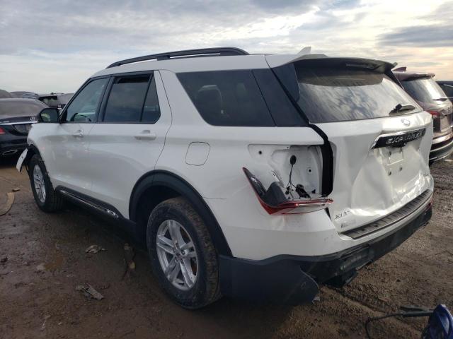 1FMSK8DH5NGA16299 - 2022 FORD EXPLORER XLT WHITE photo 2