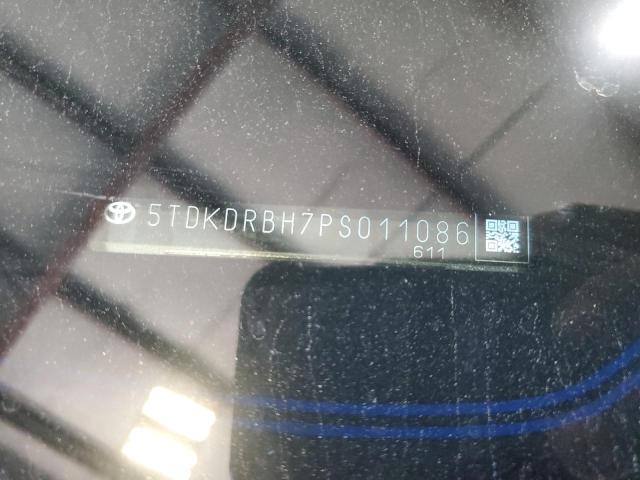 5TDKDRBH7PS011086 - 2023 TOYOTA HIGHLANDER L 灰色 照片 14