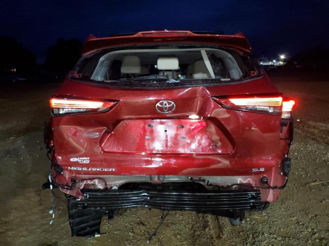 5TDGZRAH3NS125494 - 2022 TOYOTA HIGHLANDER XLE RED photo 6