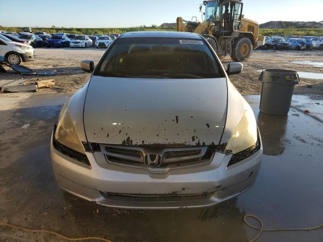 1HGCM566X4A146501 - 2004 HONDA ACCORD EX SILVER photo 5