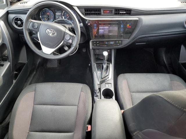 2T1BURHE5KC225444 - 2019 TOYOTA COROLLA L GRAY photo 8