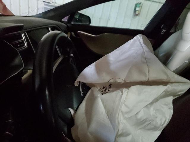 5YJSA1H18EFP57052 - 2014 TESLA MODEL S RED photo 9