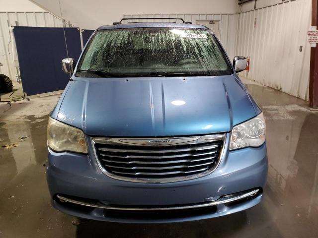 2C4RC1CG8CR207744 - 2012 CHRYSLER TOWN & COU TOURING L BLUE photo 5