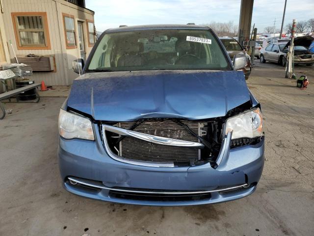 2C4RC1CGXCR209415 - 2012 CHRYSLER TOWN & COU TOURING L BLUE photo 5