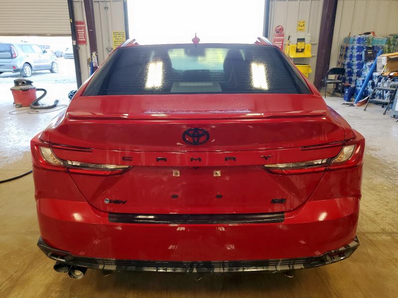 4T1DAACK7SU112688 - 2025 TOYOTA CAMRY XSE MAROON photo 6