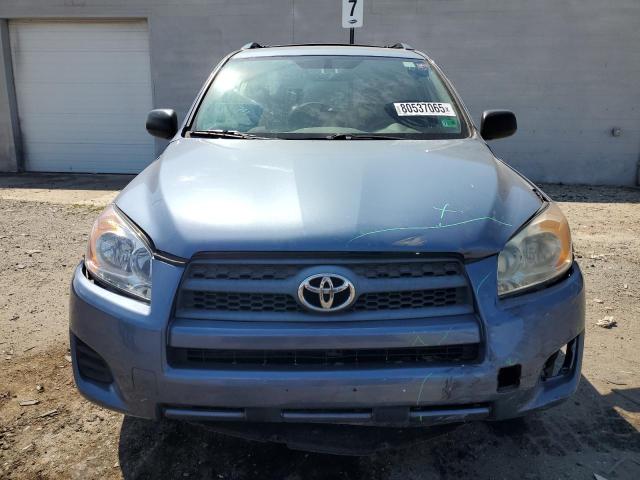 2T3BF4DV2BW140425 - 2011 TOYOTA RAV4 Blau Foto 5