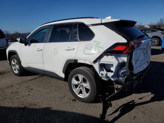 2T3P1RFV6MC205957 - 2021 TOYOTA RAV4 XLE WHITE photo 2