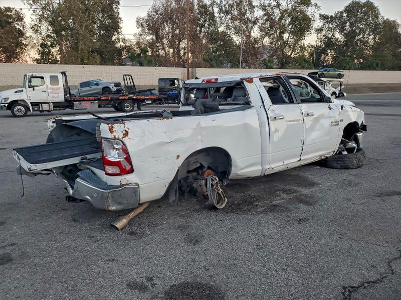 1C6RR7GM8HS696869 - 2017 RAM 1500 SLT WHITE photo 3