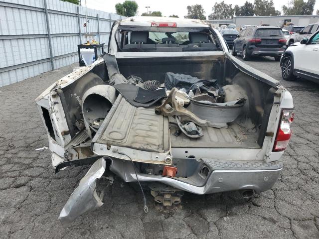 1C6RR7GM8HS696869 - 2017 RAM 1500 SLT WHITE photo 6