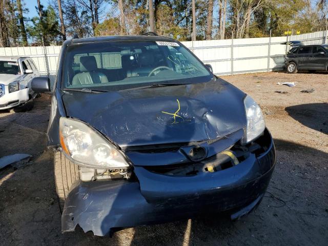 5TDYK4CC7AS322000 - 2010 TOYOTA SIENNA XLE GRAY photo 5