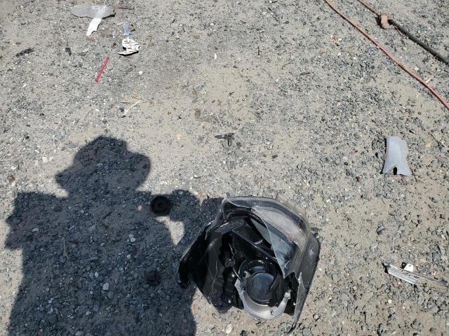 5NMS33AD7KH123607 - 2019 HYUNDAI SANTA FE SEL Srebrny zdjęcie 13