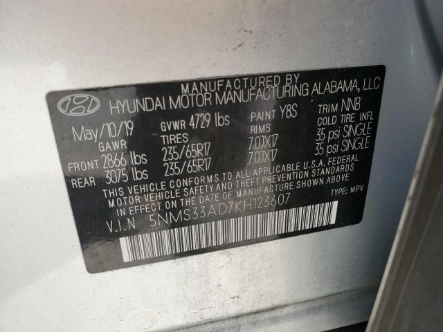 5NMS33AD7KH123607 - 2019 HYUNDAI SANTA FE SEL Srebrny zdjęcie 14
