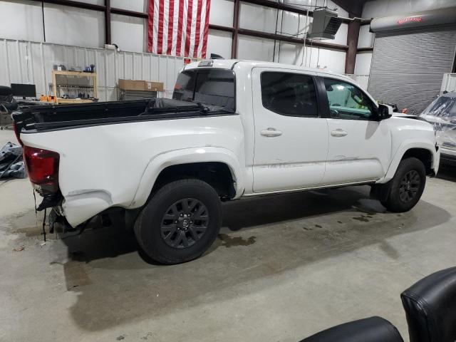 3TMCZ5AN5NM532343 - 2022 TOYOTA TACOMA DOUBLE CAB WHITE photo 3