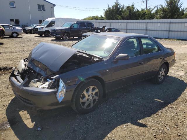 2000 TOYOTA CAMRY LE, 