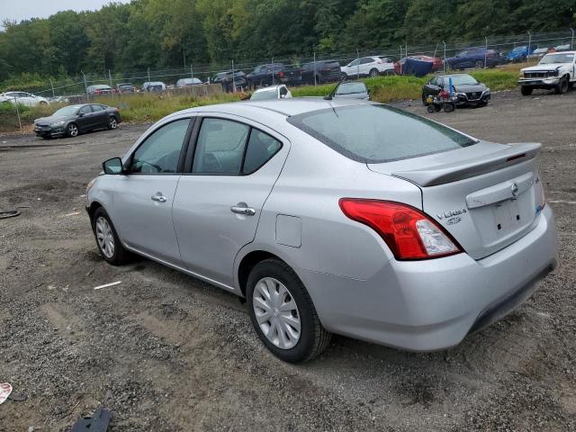 3N1CN7AP4GL899691 - 2016 NISSAN VERSA S 银色 照片 2