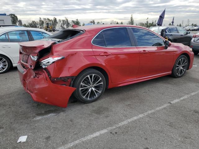 4T1G11AK9LU375458 - 2020 TOYOTA CAMRY SE RED photo 3