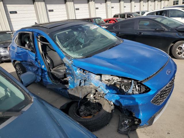 1FMCU9J90LUB29593 - 2020 FORD ESCAPE TITANIUM BLUE photo 4