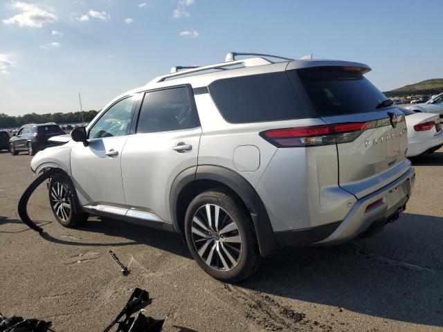 5N1DR3DK2PC226632 - 2023 NISSAN PATHFINDER PLATINUM 银色 照片 2