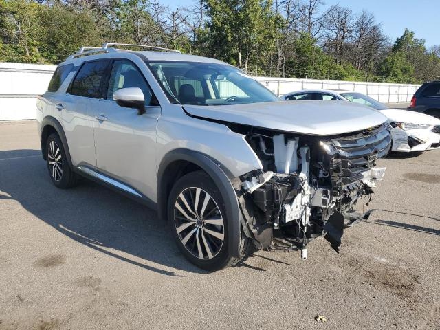 5N1DR3DK2PC226632 - 2023 NISSAN PATHFINDER PLATINUM 银色 照片 4