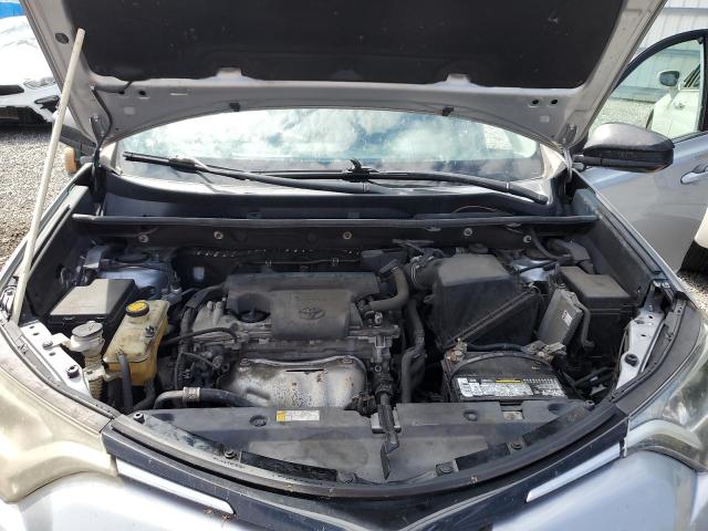 2T3ZFREVXJW470645 - 2018 TOYOTA RAV4 LE Argent photo 12