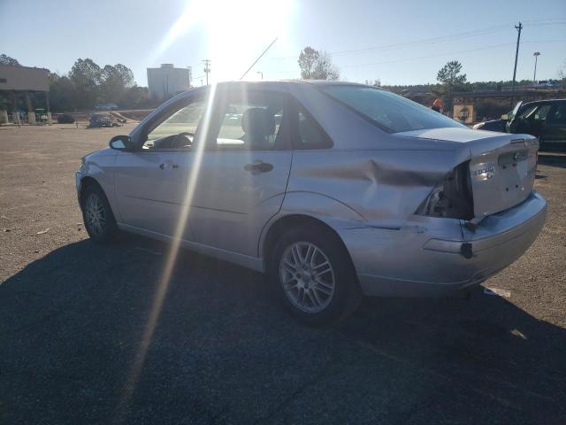 1FAFP34N07W239638 - 2007 FORD FOCUS ZX4 SILVER photo 2