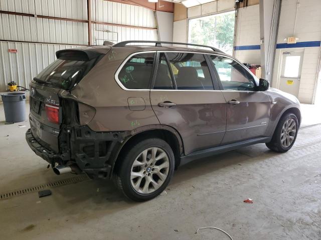 5UXZV4C53D0B21054 - 2013 BMW X5 XDRIVE35I Коричневий фото 3
