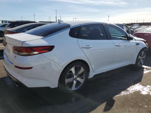 5XXGT4L31KG358955 - 2019 KIA OPTIMA LX WHITE photo 3