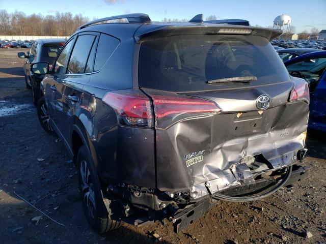 JTMBFREV0JJ740191 - 2018 TOYOTA RAV4 LE GRAY photo 2