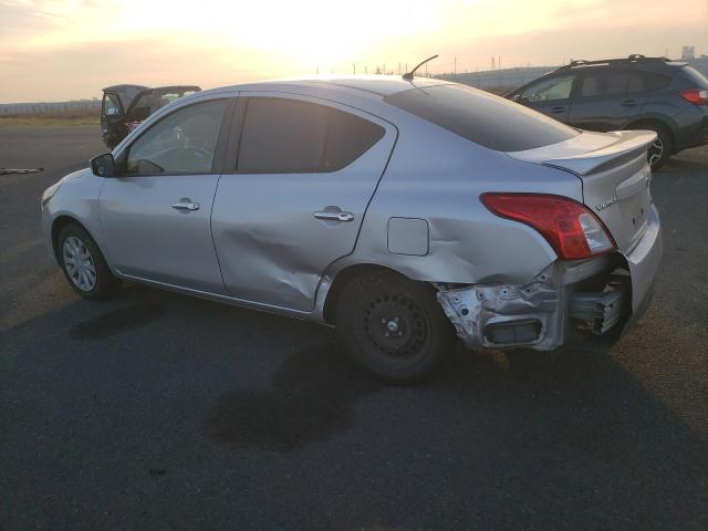 3N1CN7AP5FL849252 - 2015 NISSAN VERSA S SILVER photo 2