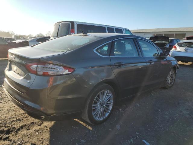 3FA6P0T99GR272112 - 2016 FORD FUSION SE GRAY photo 3