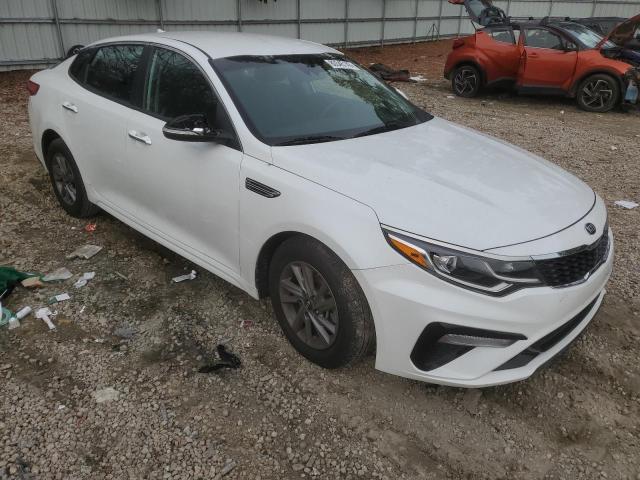 5XXGT4L32LG432689 - 2020 KIA OPTIMA LX WHITE photo 4