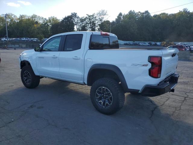 1GCPTFEK6P1265254 - 2023 CHEVROLET COLORADO ZR2 WHITE photo 2