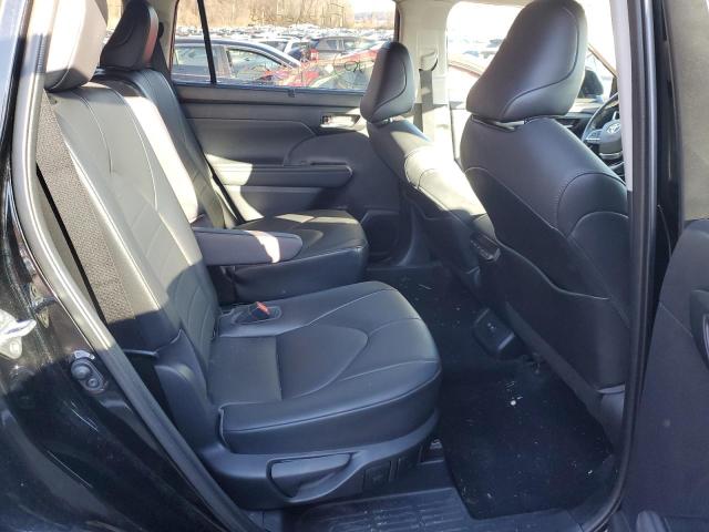 5TDGZRBHXMS531933 - 2021 TOYOTA HIGHLANDER XLE BLACK photo 11